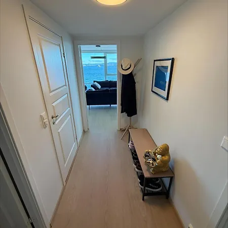 Sea View Close To Center, 2br Apartamento *